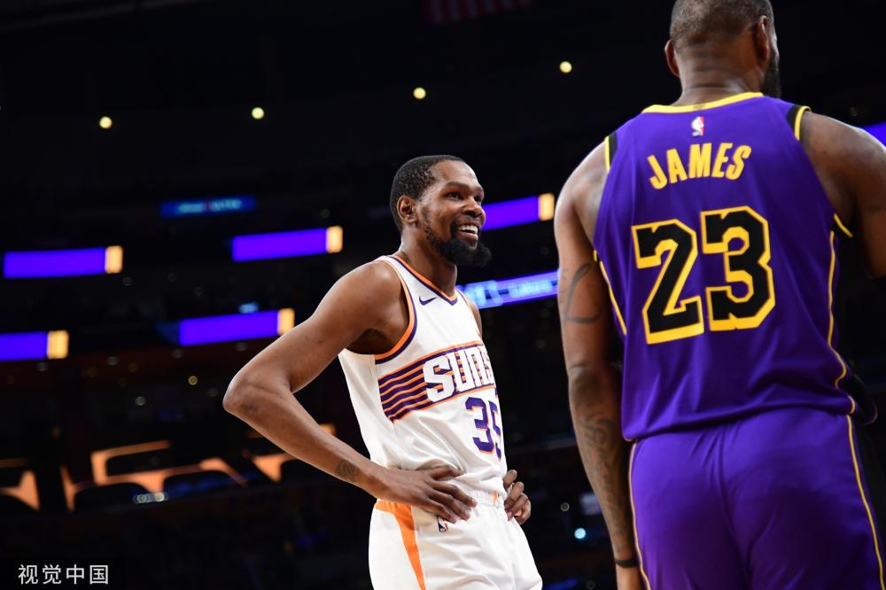 年龄不符的 年龄不符的