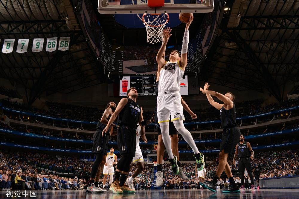 多女足球员 多女足球员