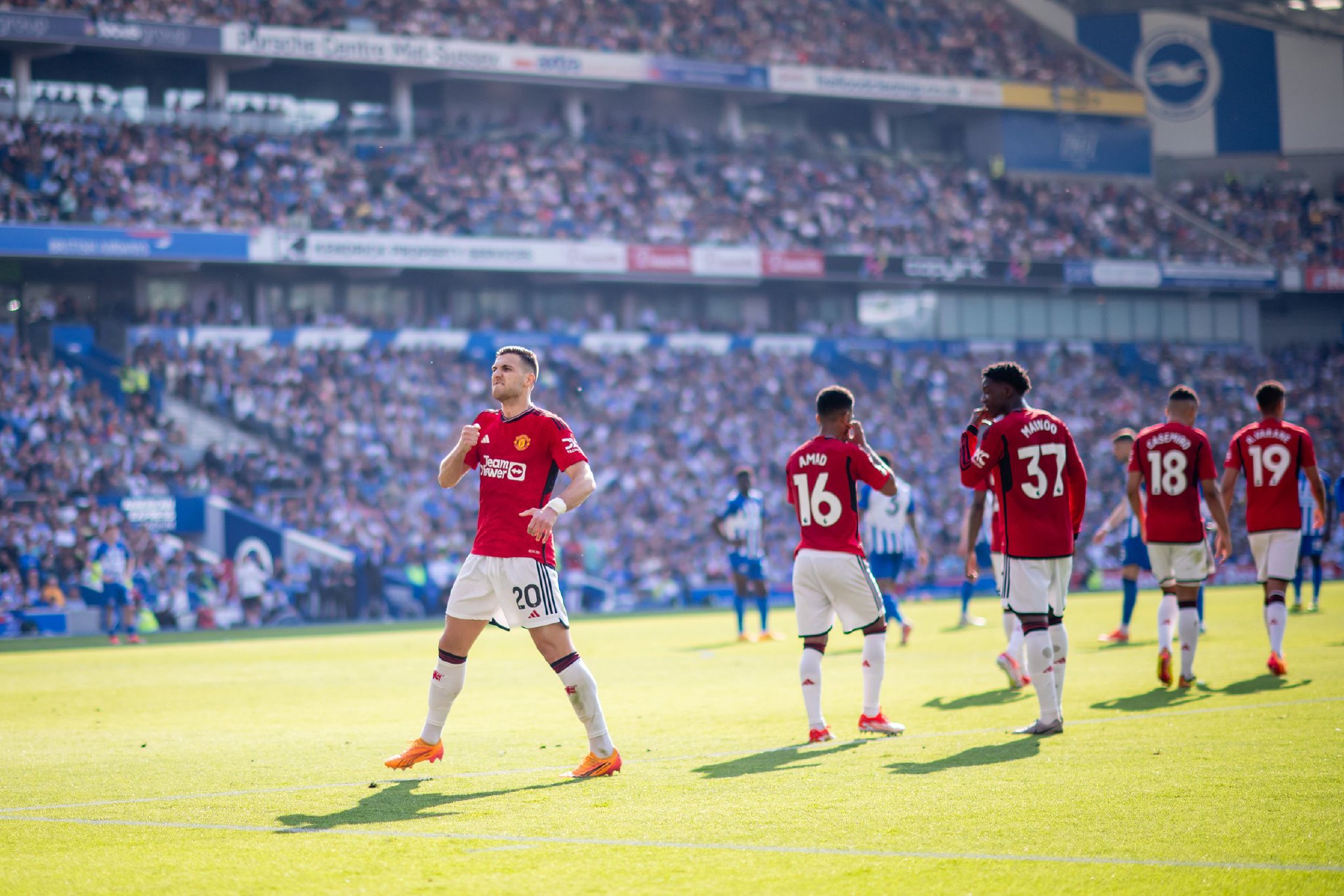 引发外界对 引发外界对